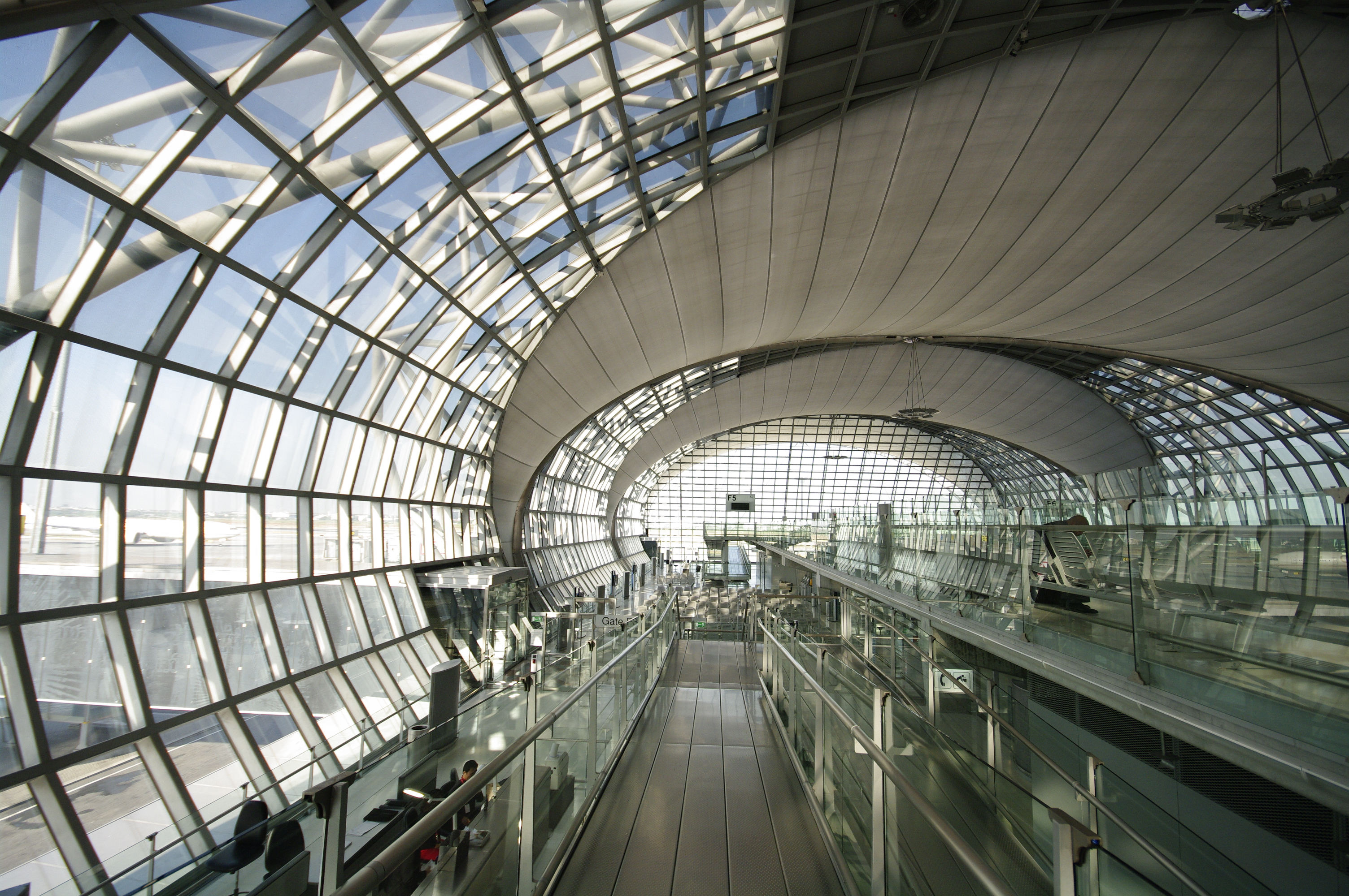 Airport Design Build